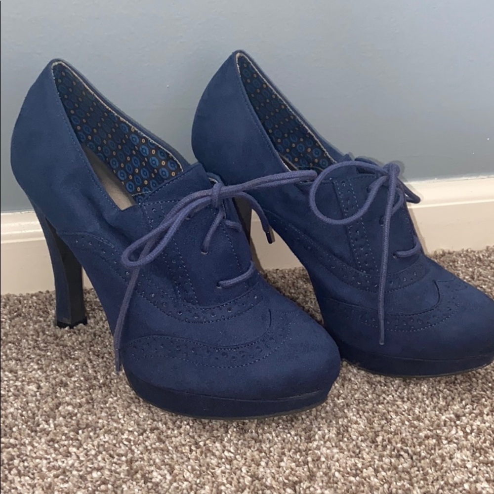 Navy lace up heels